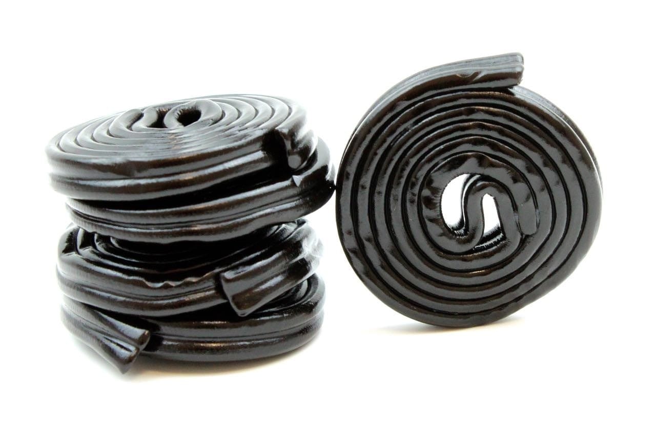 CARAMELLE GOMMOSE LIQUIRIZIA ROTELLE CONFEZIONE 100GR - Dolci pensieri gift