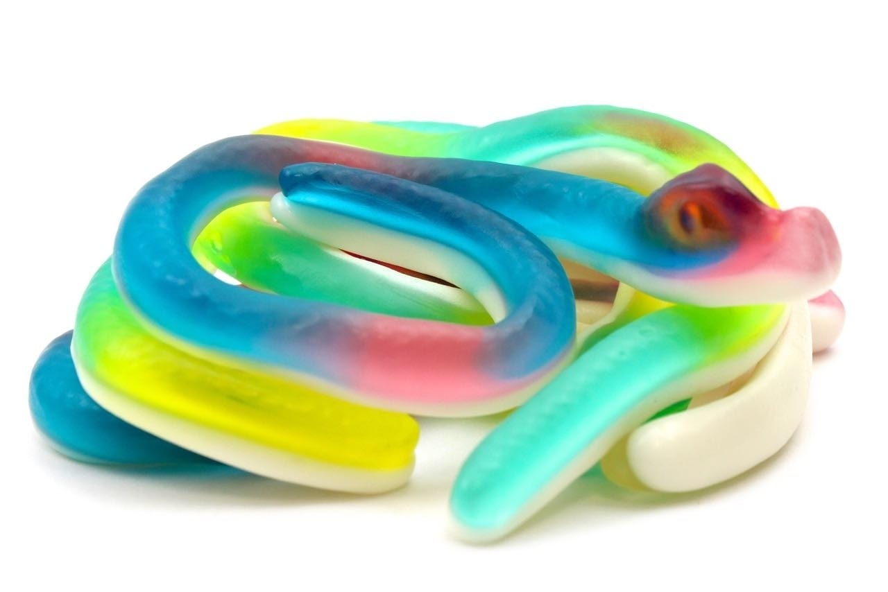 CARAMELLE GOMMOSE SERPENTI COLORATI FRUTTA CONFEZIONE 100GR - Dolci pensieri gift