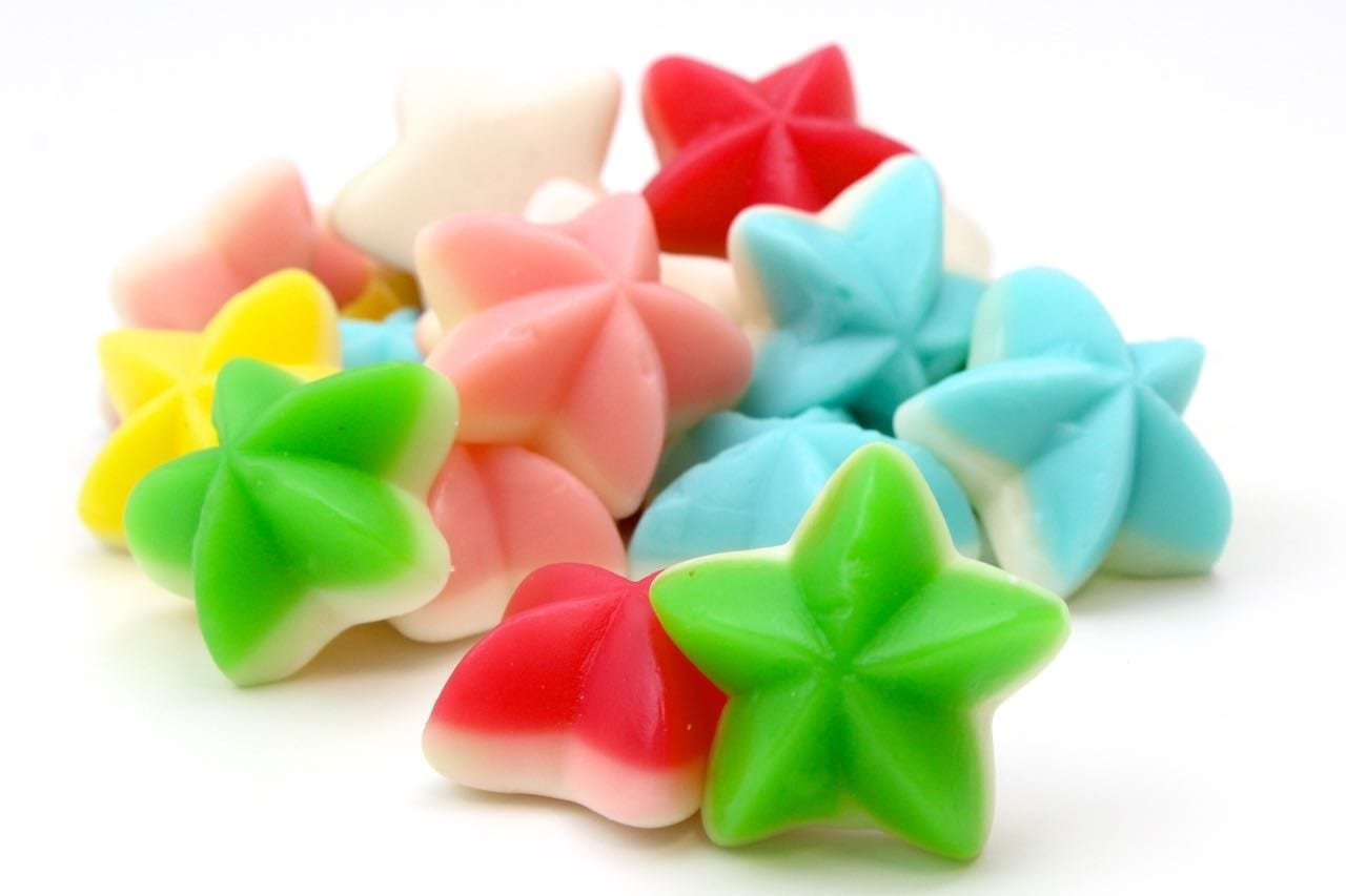 CARAMELLE GOMMOSE STELLA COLORATA FRUTTA CONFEZIONE 100GR - Dolci pensieri gift