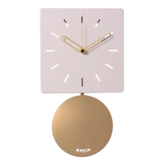 OROLOGIO IN METALLO ROSA E PENDOLO IN ORO DESIGN Dimensioni: 24 x 43,5 cm di altezza (profondità 4 cm)