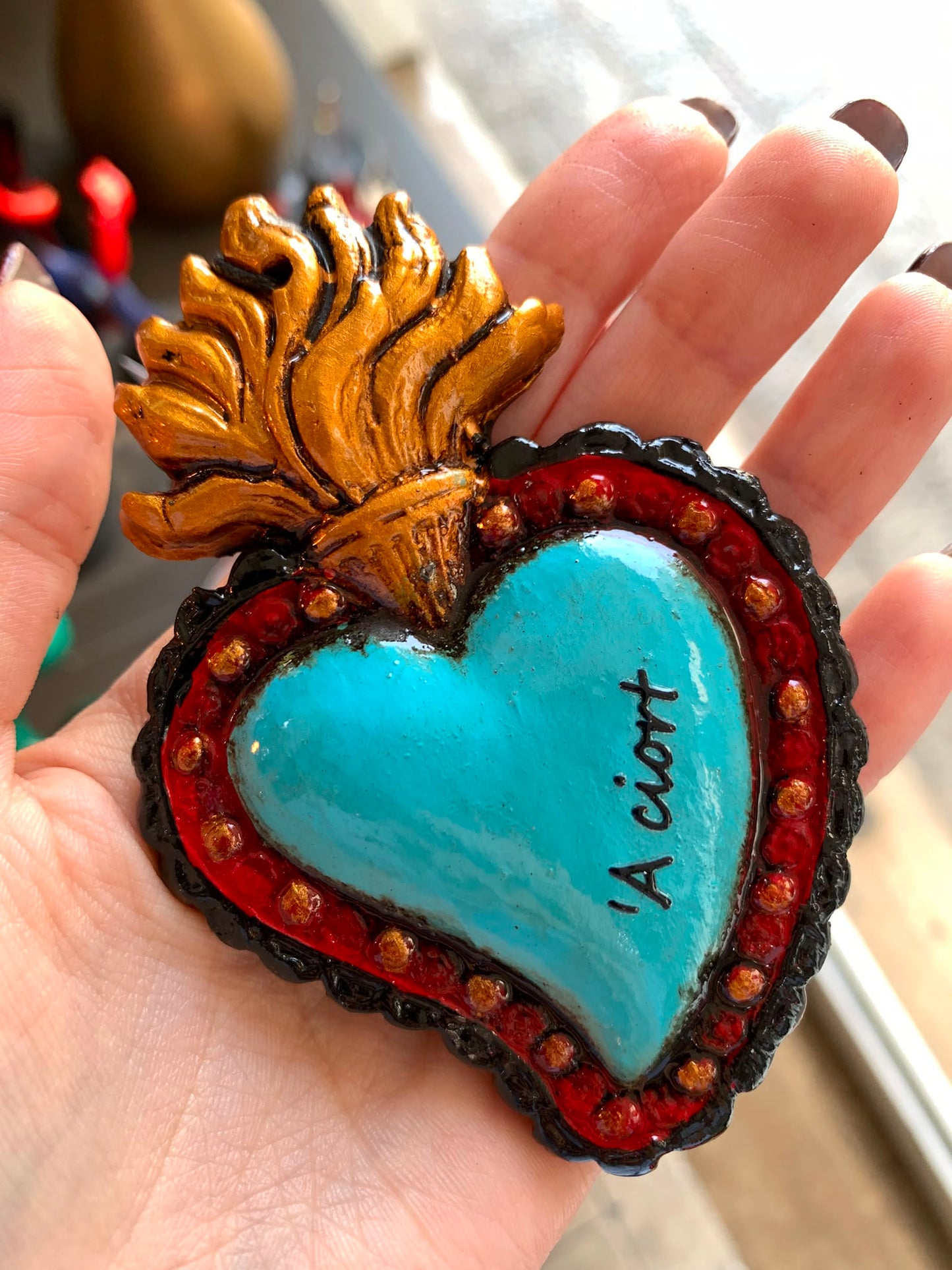CUORE SACRO IN CERAMICA 10CM