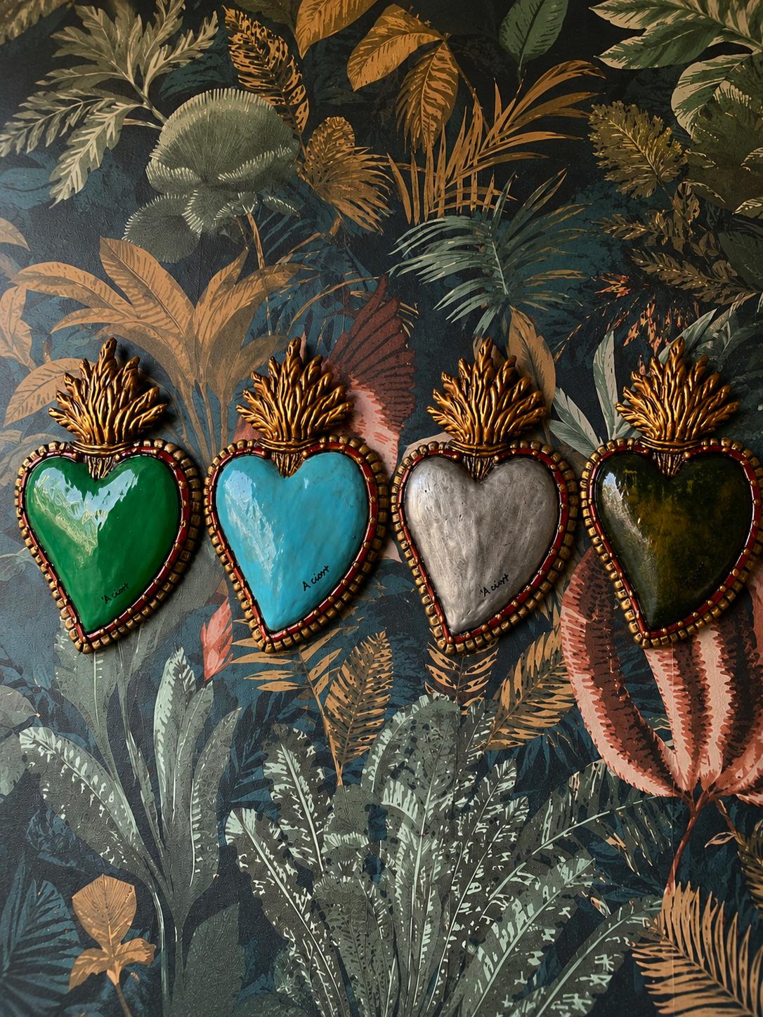 CUORE SACRO IN CERAMICA 20CM
