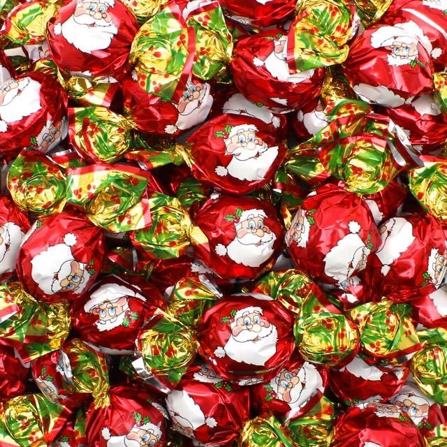 CIOCCOLATO A LATTE BOULE BABBO NATALE FINISSIMO RIPIENO ALLA NOCCIOLA  100 GRAMMI