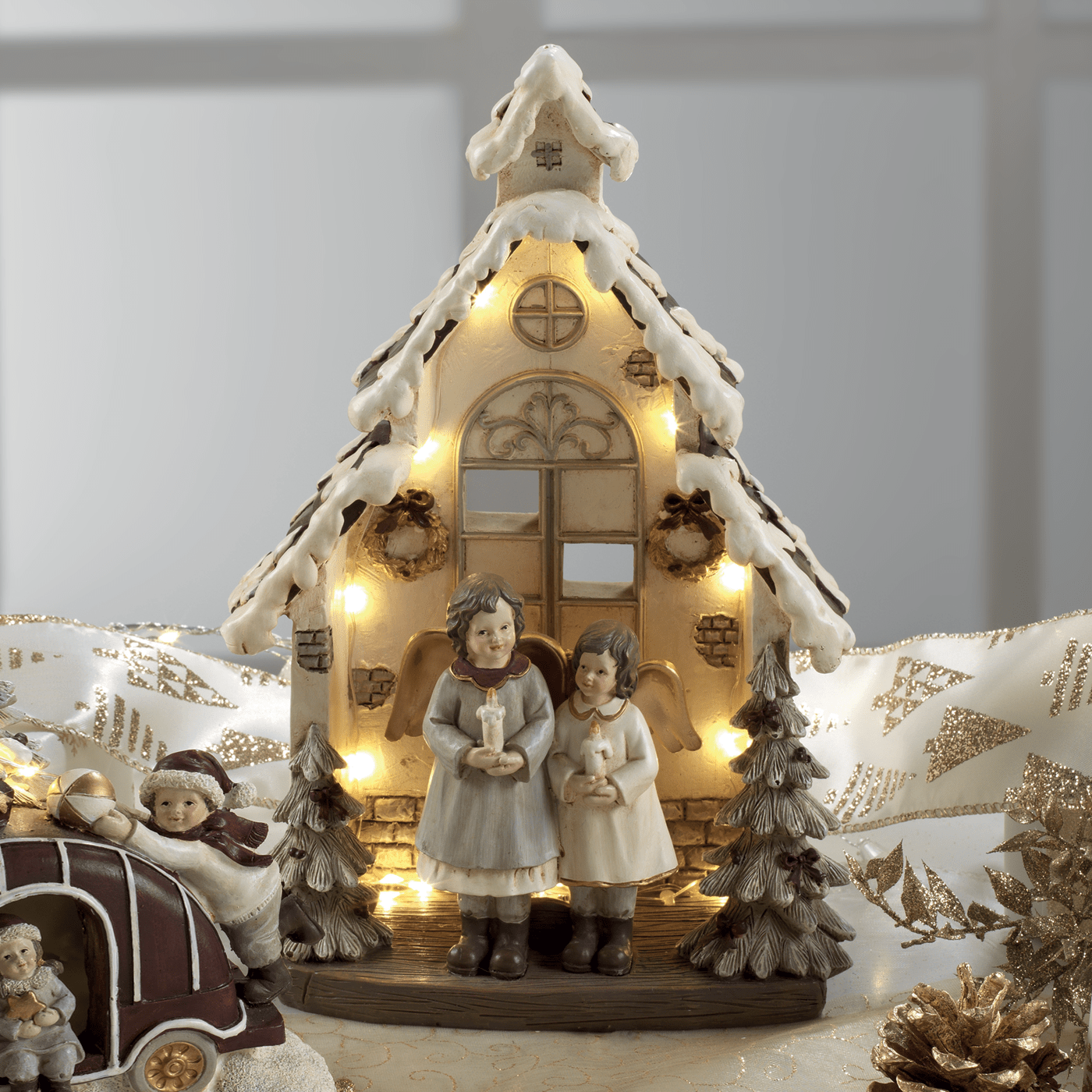 Dolci pensieri gift DECORAZIONE ANGELI IN RESINA CON LUCI A LED ALIMENTAZIONE A BATTERIA INCLUSA