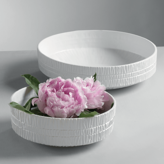 Dolci pensieri gift SET DI 2 CIOTOLE IN CERAMICA BIANCHE Diam. 25x9 / 34,5x6 h. cm. DECORAZIONE CASA