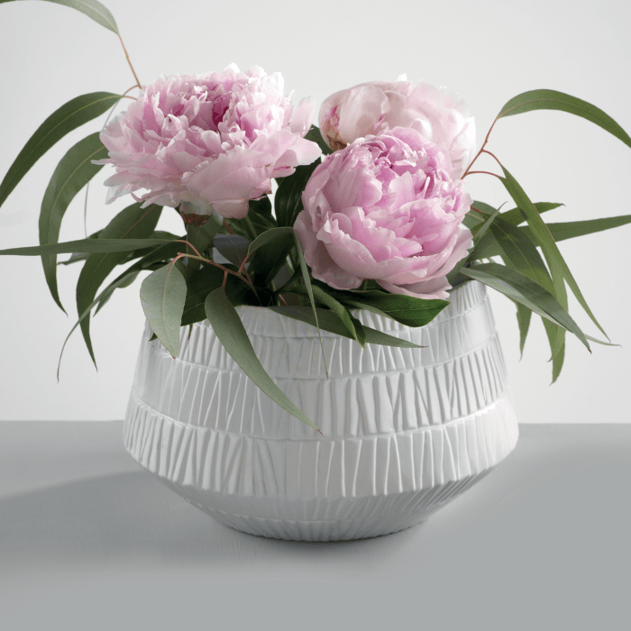 Dolci pensieri gift VASO IN CERAMICA - 15,5 H. CM Diam. 25x15,5 h. cm. BIANCO DECORAZIONE CASA