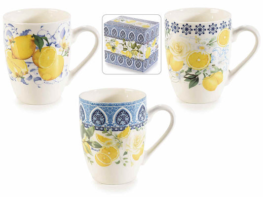 TAZZA IN CERAMICA AGRUMI DEL MEDITERRANEO CON SCATOLA REGALO Misure: Ø 8,5 cm x 11 H Capacità: 350 ml - Scat. regalo: 12 x 8,5 x 11,5 H - Con design a 360° Assortimento: 3 fantasie