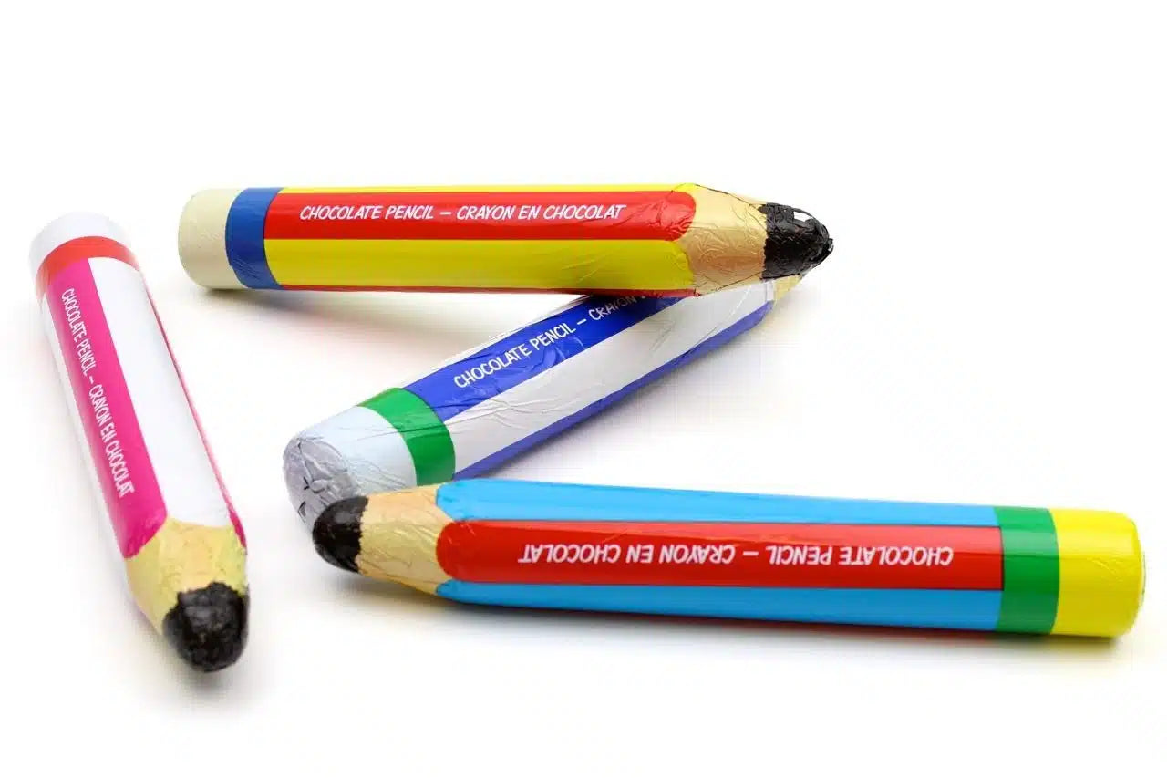 MATITONE DI CIOCCOLATO AL LATTE SNACK COLORI ASSORTITI 37 GR.