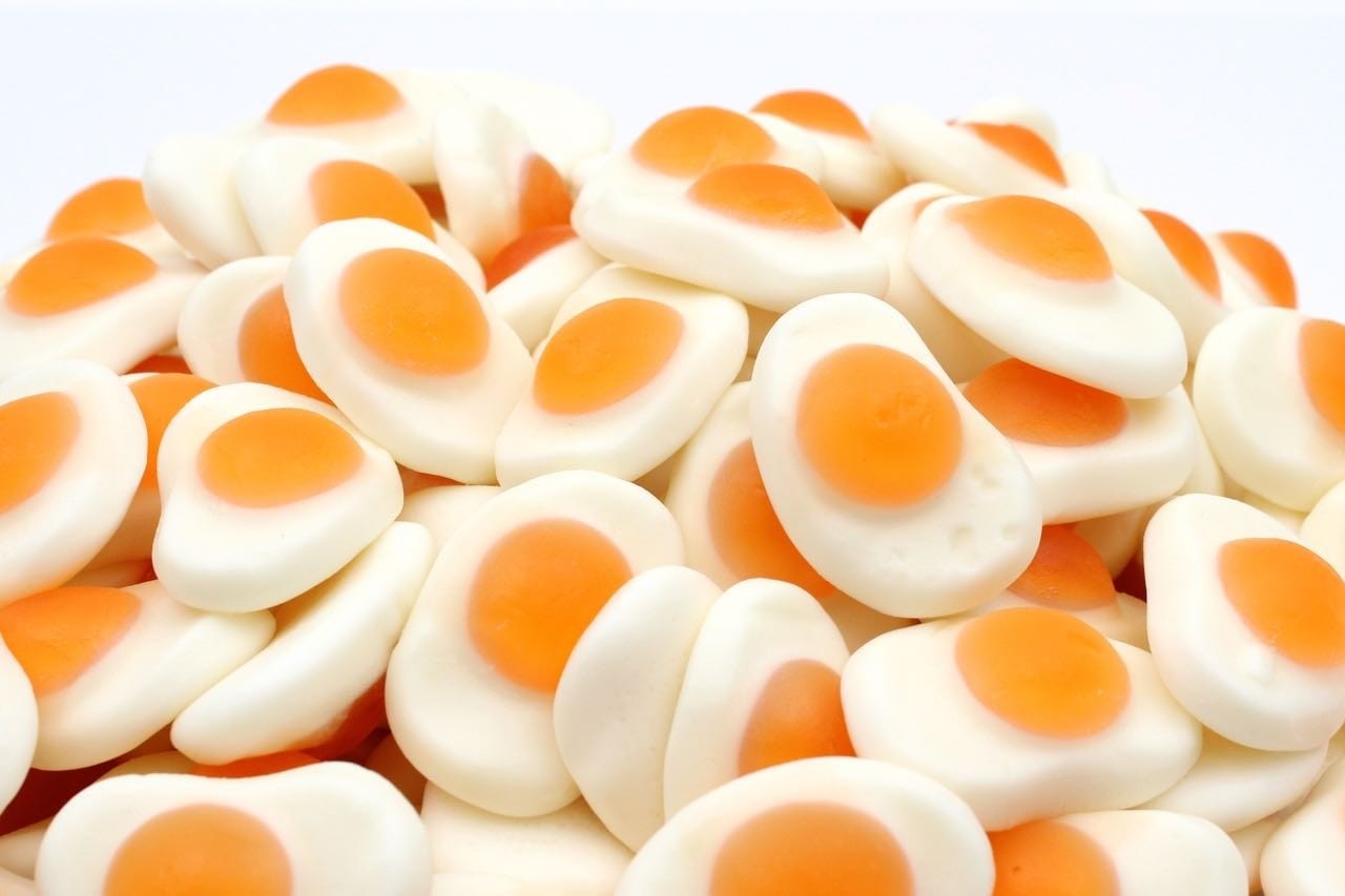 CARAMELLE GOMMOSE UOVA AL TEGAMINO CONFEZIONE 100GR - Dolci pensieri gift