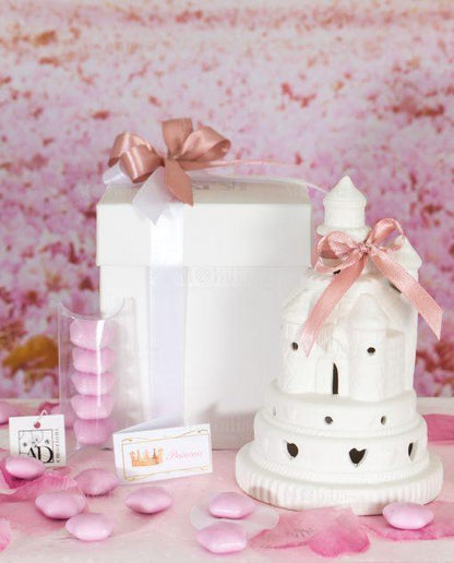 Lampada led a forma di Castello realizzata in fine porcellana bianca, linea “Princess - Dolci pensieri gift