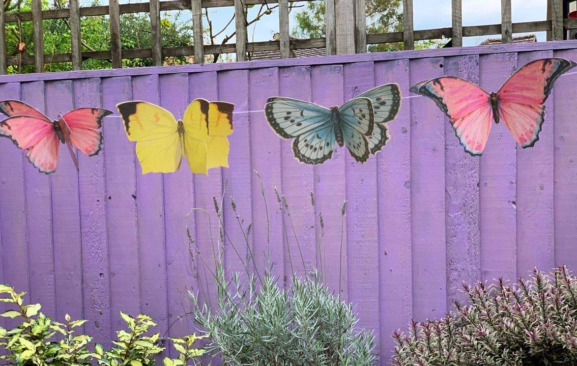 Bandierine a forma di farfalla multicolor festoni in carta 3 metri - Dolci pensieri gift
