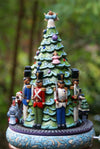 Villaggio Natalizio Carillon con albero di natale con movimento treno e soldatini 28 cm - Dolci pensieri gift